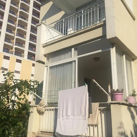 Ornekkoy Sitesinde Apartamento